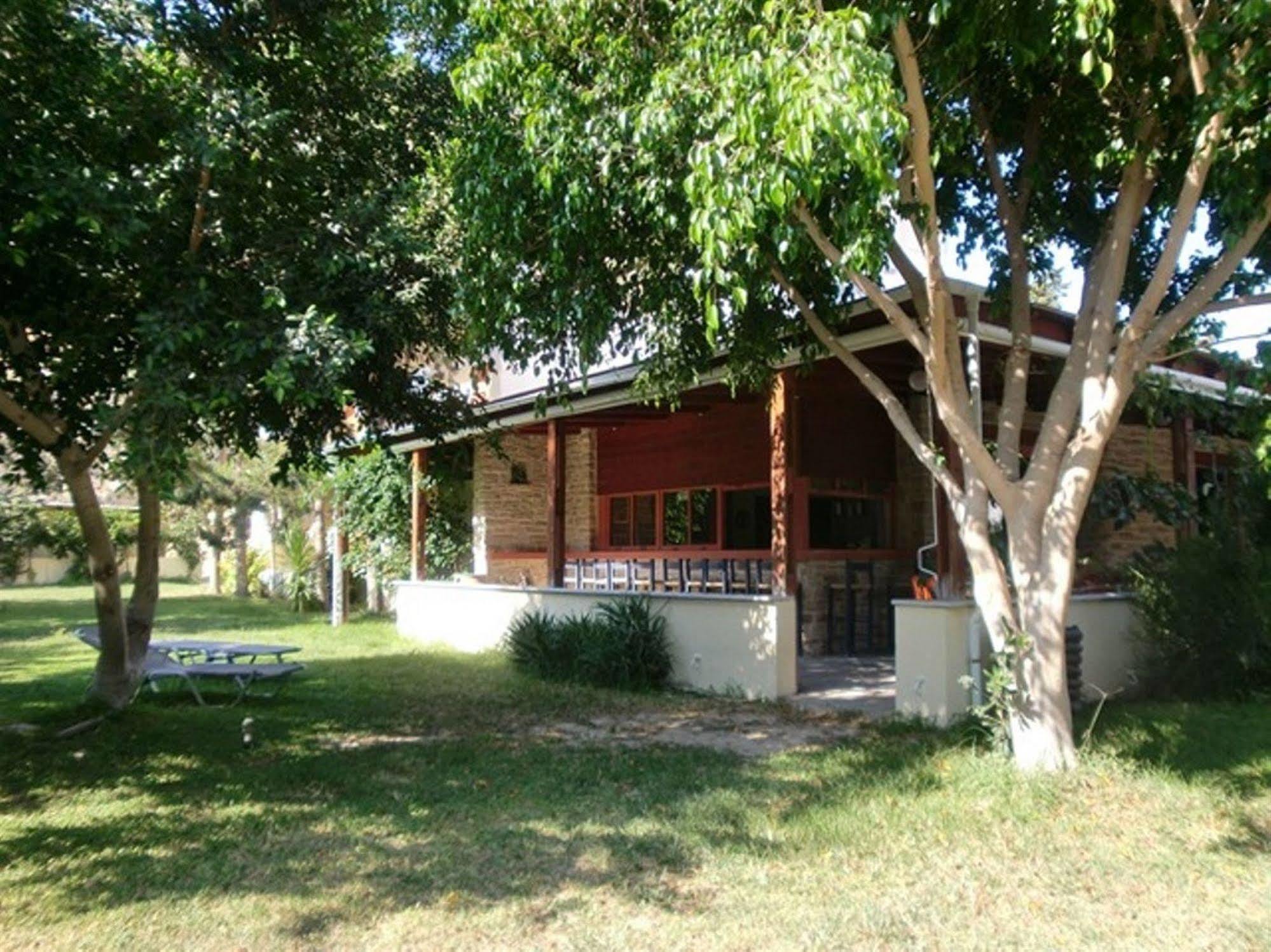 Hotel Neos Matala Экстерьер фото