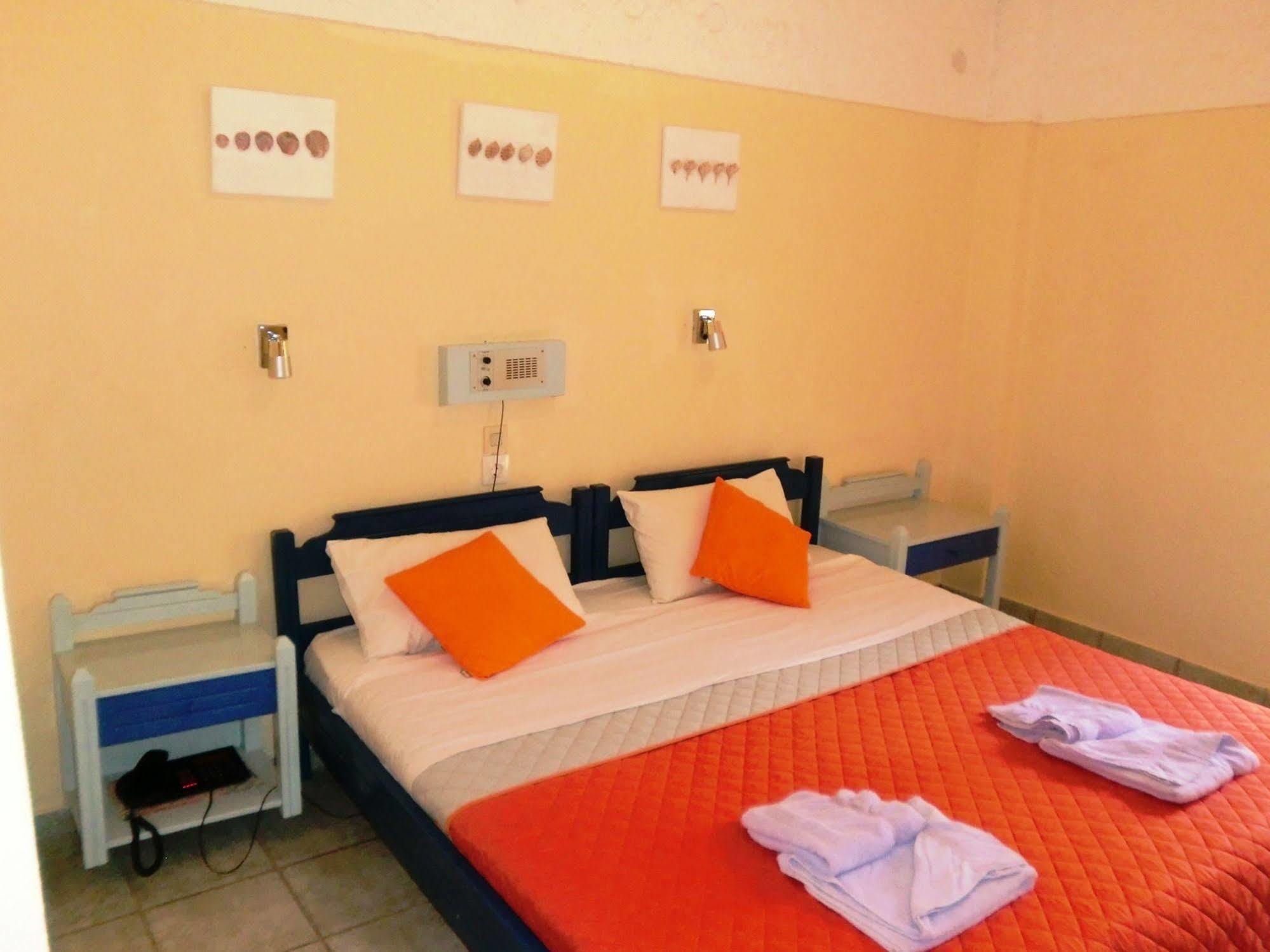 Hotel Neos Matala Экстерьер фото