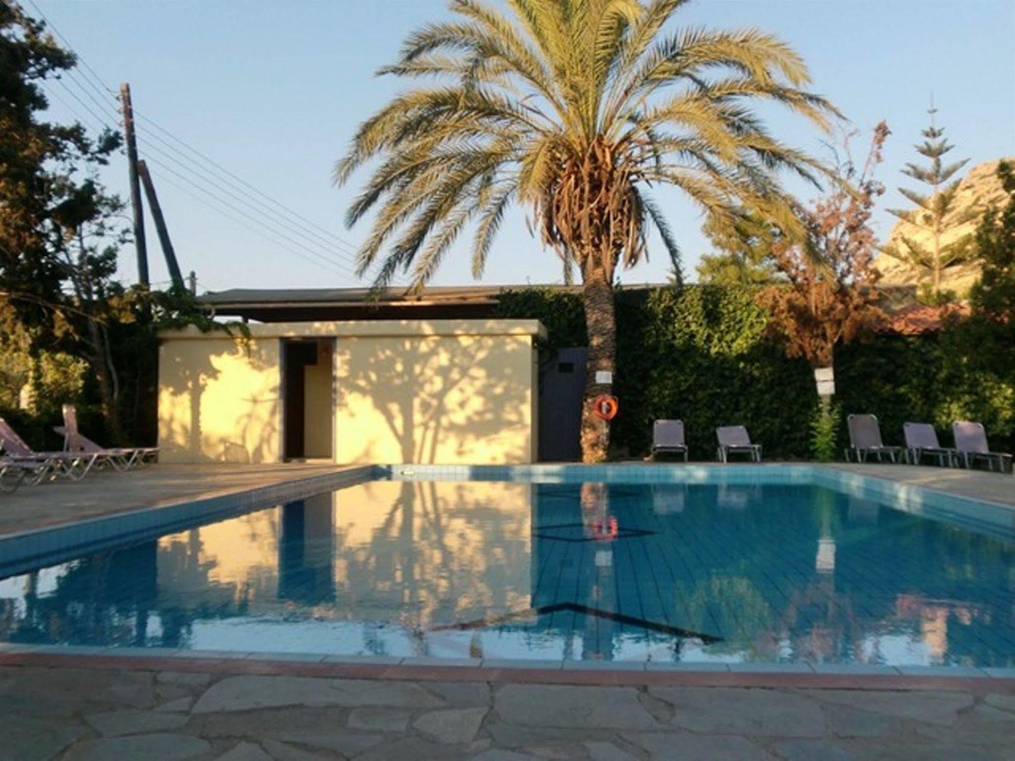 Hotel Neos Matala Экстерьер фото